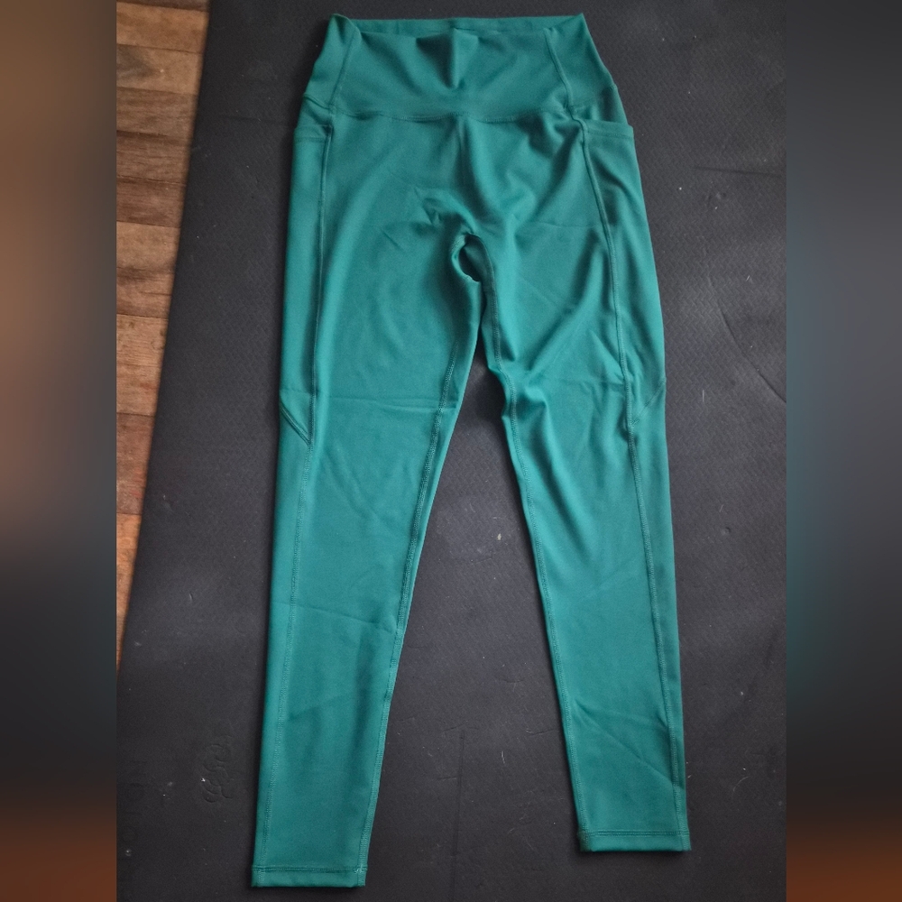 BuffBunny Dark Green Active Leggings
